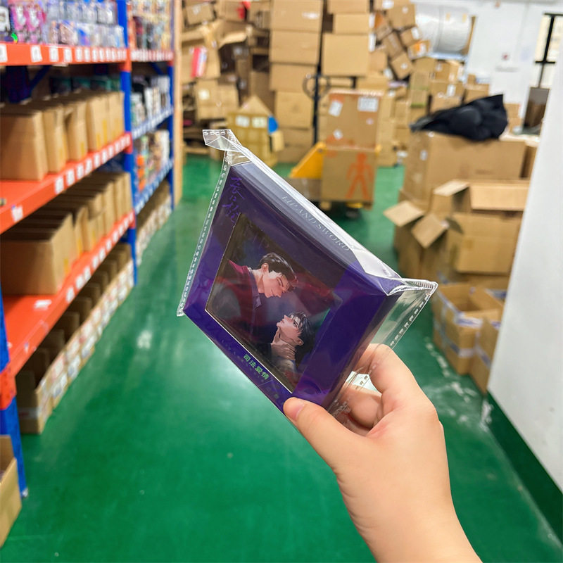 正版授权《司爱三部曲》唇枪系列方形双闪微章二次元周边谷子吧唧,淘宝优惠券,粉丝福利购,淘宝优惠卷