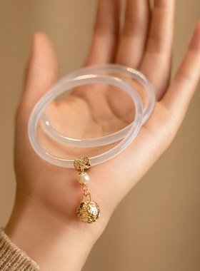 极速网红新品叮h当镯少女玛瑙玉髓镯ins小众设计感铃铛手镯古风玉