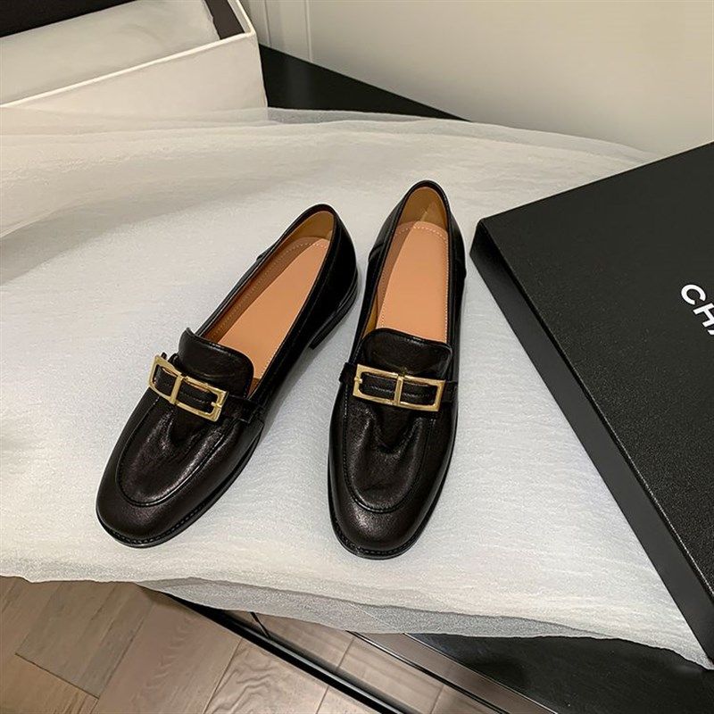 巨好看~手工订制15年老u店深口真皮单鞋女圆头低跟平底皮带扣百搭,淘宝优惠券,粉丝福利购,淘宝优惠卷