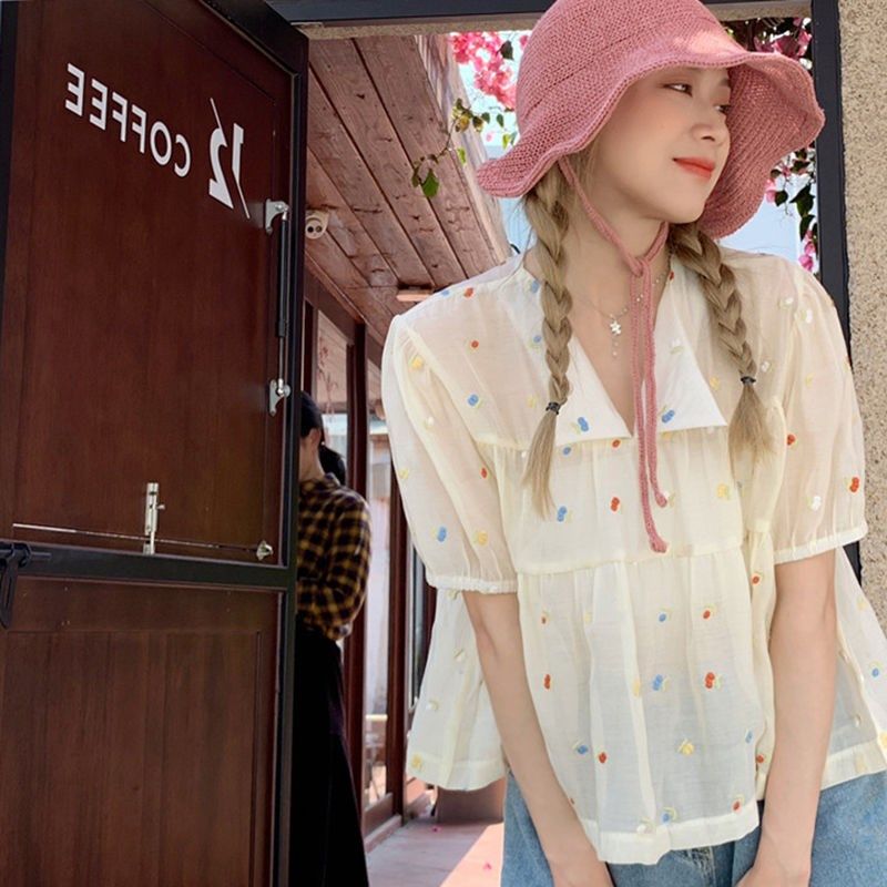 法式小众短款泡泡袖上衣温柔风甜美风D2022年新款刺绣娃娃衫女夏,淘宝优惠券,粉丝福利购,淘宝优惠卷