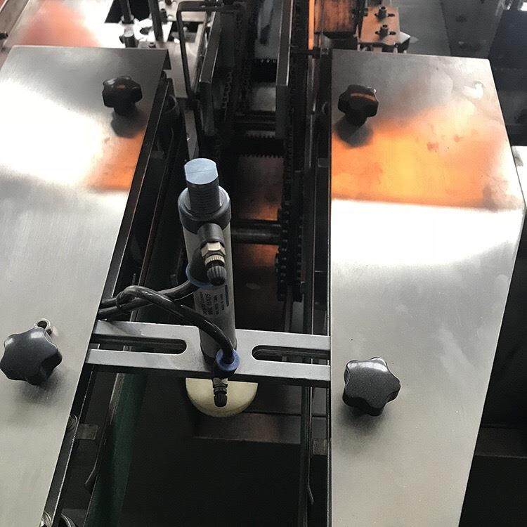 瑞信胶水自动装盒机软管自动装盒机化妆护肤品装盒机包装机械设备,淘宝优惠券,粉丝福利购,淘宝优惠卷