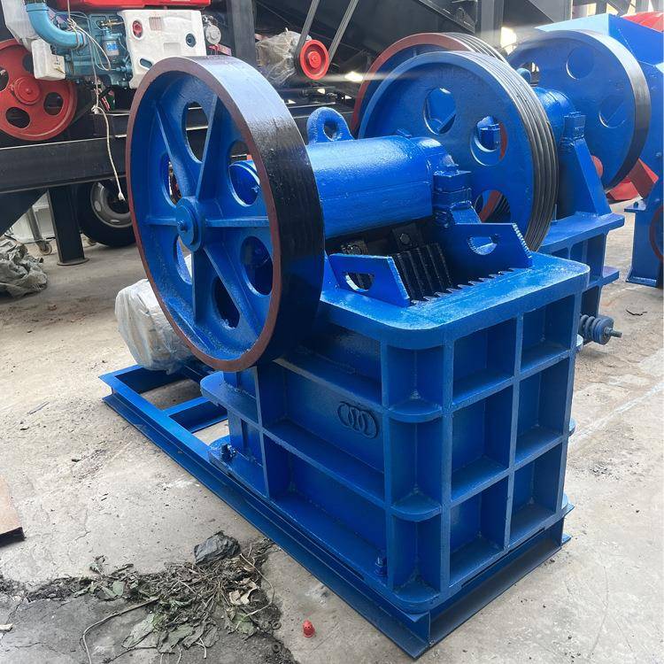 石灰岩小型颚式破碎机混凝土建筑垃圾碎石机花岗岩鹅卵石制砂机 - 图1