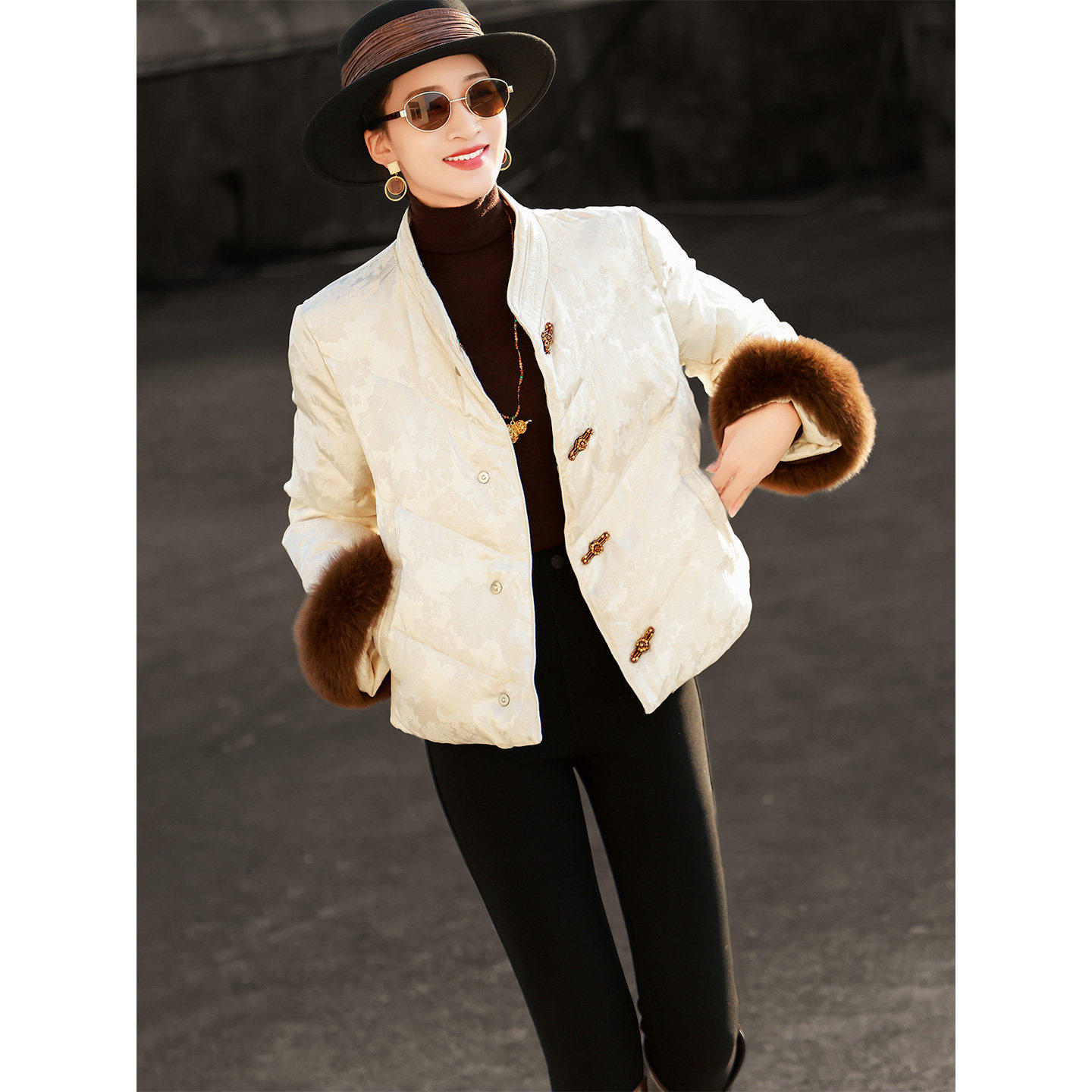 兰瑟儿2025冬季新款气质新中式国风毛毛袖白鸭绒短款羽绒服外套女,淘宝优惠券,粉丝福利购,淘宝优惠卷