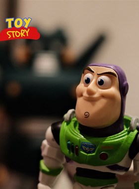 家庭登陆任务靓仔上镜巴斯光年公仔牛仔玩具装饰模型工位摆件