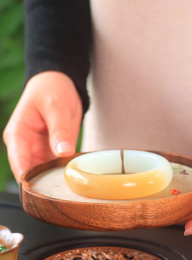 正宗新疆和田玉且末糖白玉手镯女