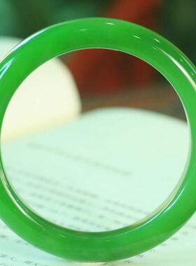 新疆和田玉老坑碧玉圆条镯