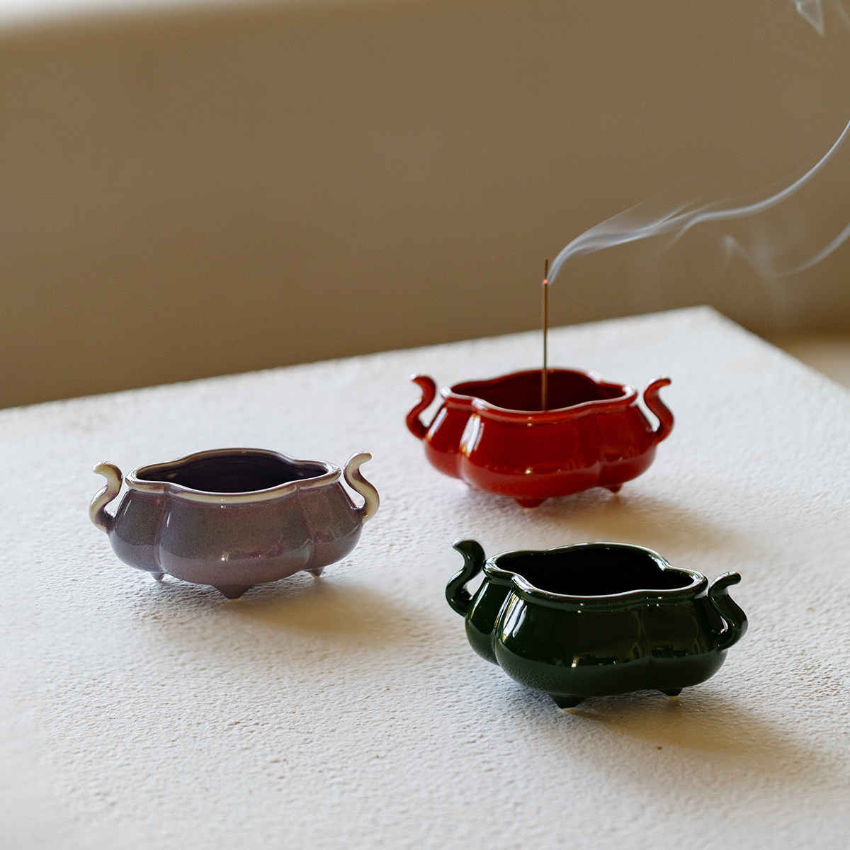 梵汝 故宫红陶瓷线香炉家用室内小号香薰炉香道檀香线香插新中式,淘宝优惠券,粉丝福利购,淘宝优惠卷