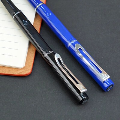 英雄牌1515学生男女三四年级钢笔书写练字铱金笔明尖墨水笔可替换墨囊墨水笔高颜值初学者正姿钢笔2.6口径