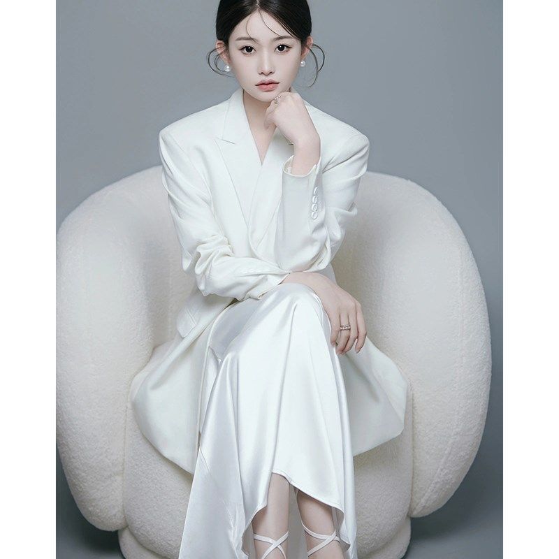白色高级感职业西装外套配吊带连衣裙套装女2025新款西服裙子两件,淘宝优惠券,粉丝福利购,淘宝优惠卷
