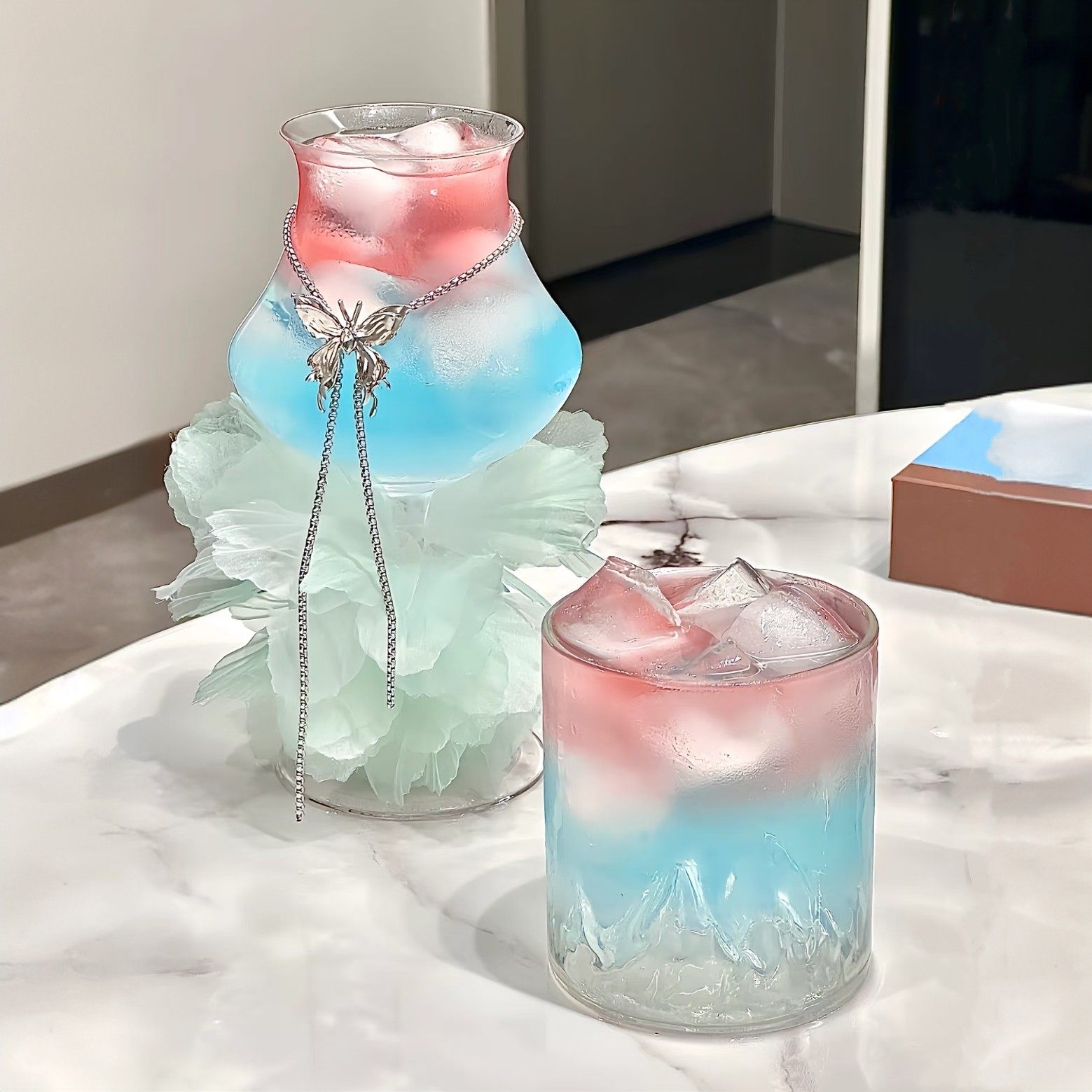 酒吧商店网红梦江南鸡尾酒杯创意玻璃鸡尾酒杯高颜值个性组合酒杯,淘宝优惠券,粉丝福利购,淘宝优惠卷