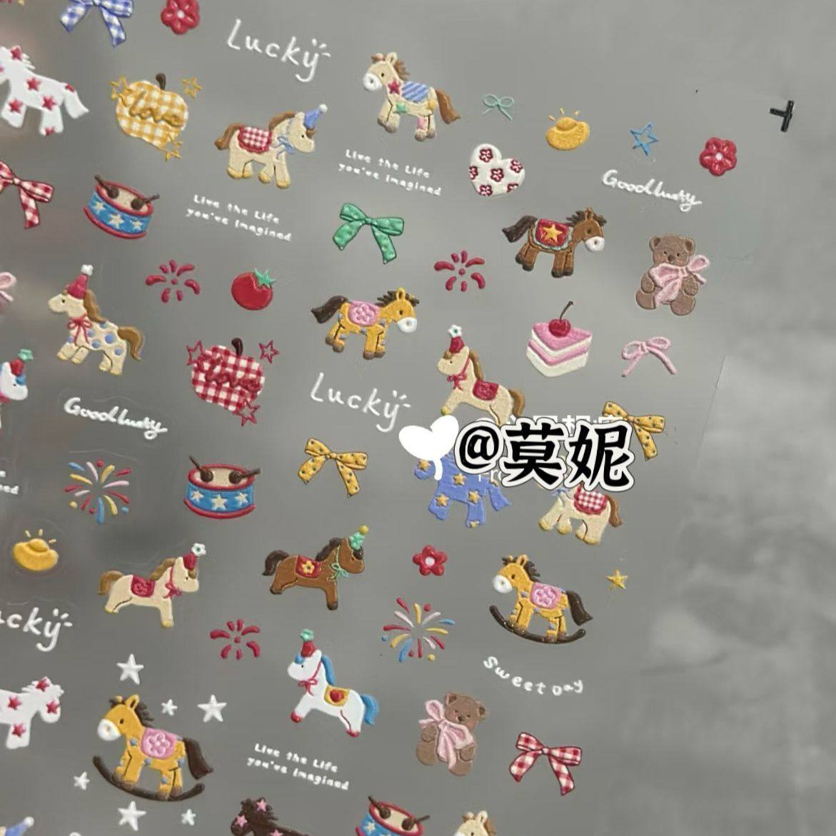 2026新款马年彩色小马浮雕美甲贴纸3d立体可爱diy笔杆水杯ccd装饰,淘宝优惠券,粉丝福利购,淘宝优惠卷