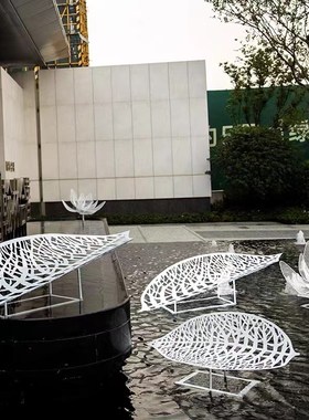 户外不锈钢镂空叶子雕塑园林景观仿真植物摆件售楼处地产草坪装饰