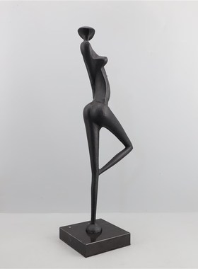 现代简约创意黑色金属抽象人物雕塑摆件电视柜玄关客厅家居装饰品