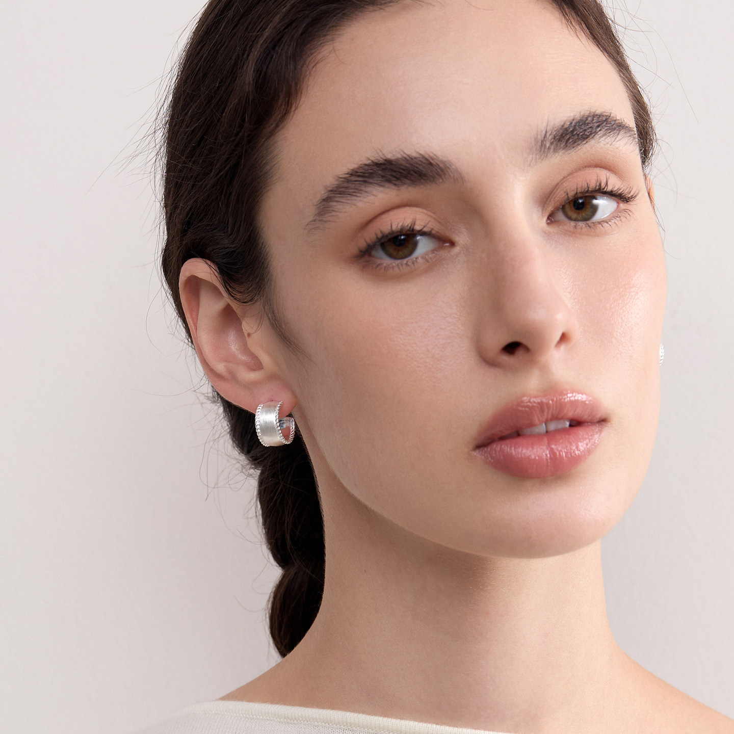 YETYIT也缇 丝光系列纯银复古轻奢百搭高级经典耐看s925纯银耳环,淘宝优惠券,粉丝福利购,淘宝优惠卷