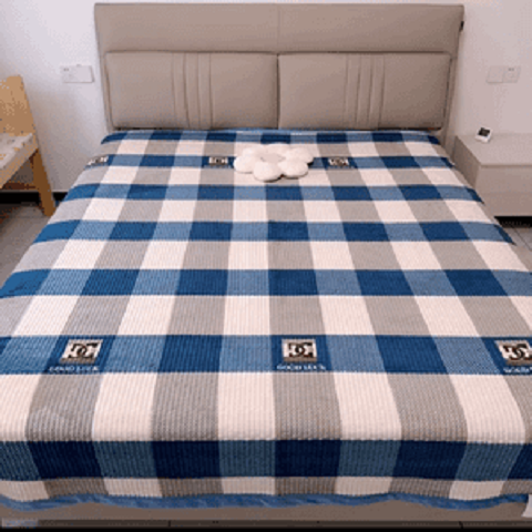 秋冬牛奶绒床盖绗缝直边大床铺榻榻米三层加厚防滑可机洗炕盖,淘宝优惠券,粉丝福利购,淘宝优惠卷