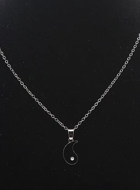 极速New Best Friends black whzite Necklace Ladies  Clavicle