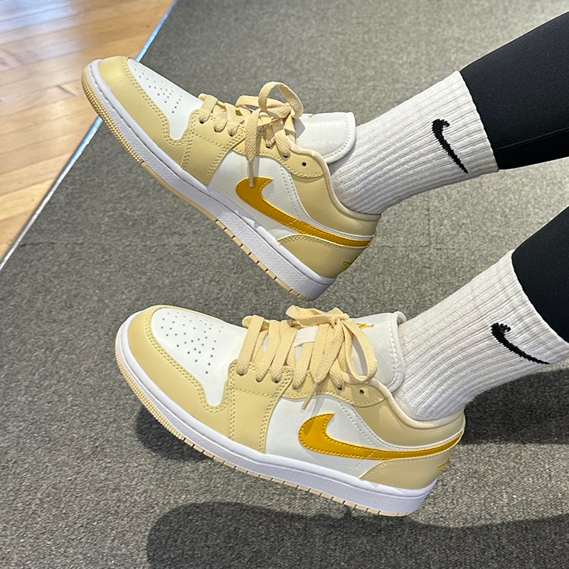 耐克女鞋Air Jordan 1 Low AJ1米黄 低帮板鞋 篮球鞋 DC0774-170 - 图2