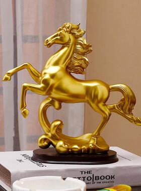 马到成功酒柜装饰品金马摆件轻奢高档家居电视柜办公室桌面现代