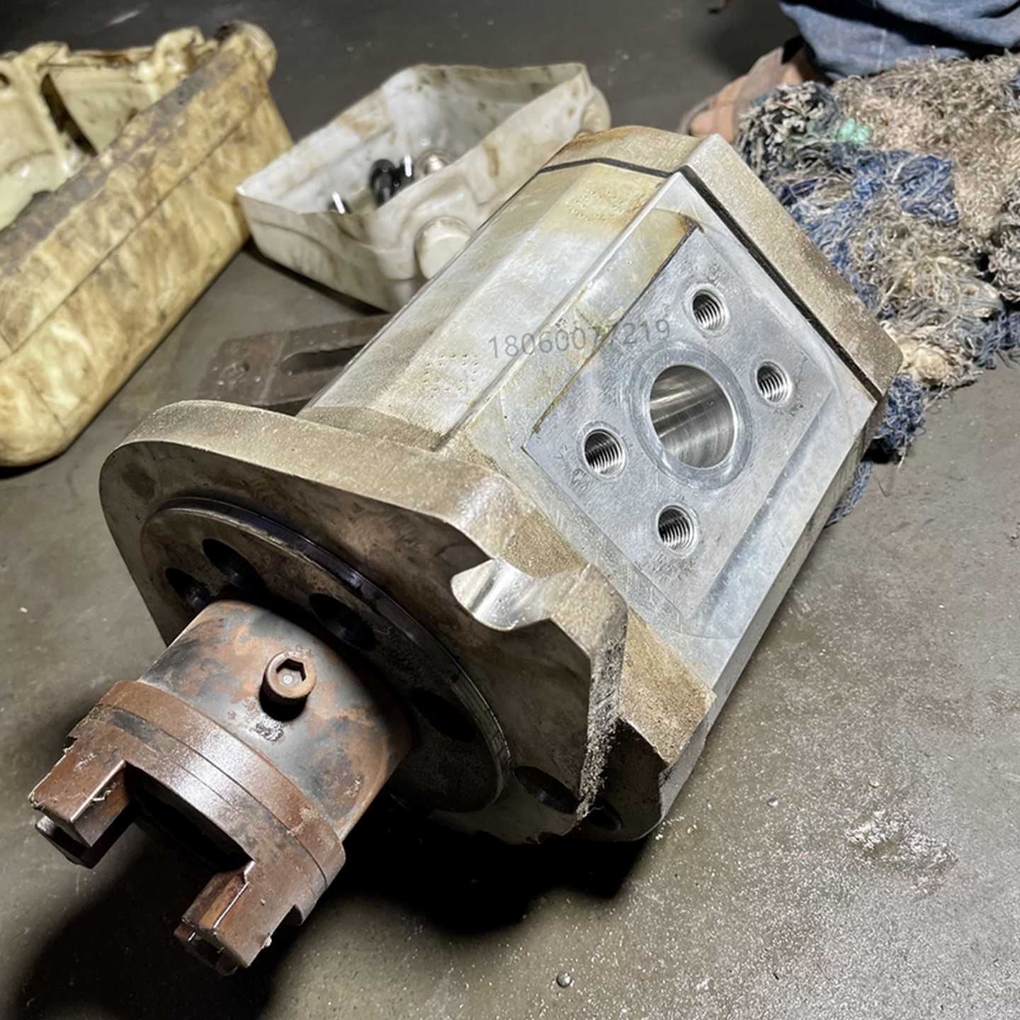 意大利ettima螺杆泵G47V050FSAEBT130DLV G55V075FSAEBT150D - 图2