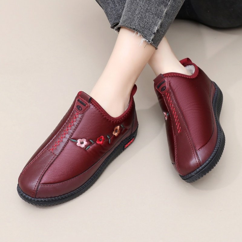 冬季加绒防滑老北京布鞋女老人鞋保暖加厚雪地靴中老年平底妈妈鞋,淘宝优惠券,粉丝福利购,淘宝优惠卷