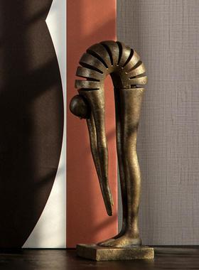 现代极简人物抽象雕塑摆件家居样板房间售楼处书房客厅电视柜装饰