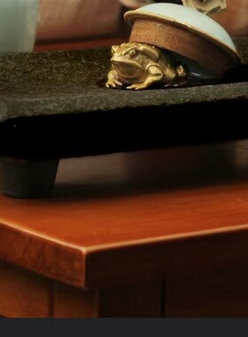 纯黄铜金蟾摆件纯铜实心金钱串蟾蜍手把件创意仿古玩茶宠小铜器