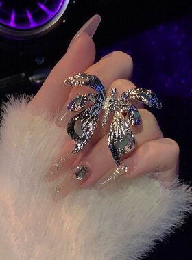 蝴蝶滴油戒指风设计感高级感冷淡