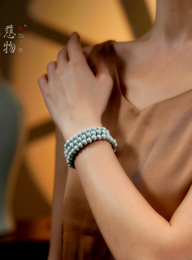 小众叠戴手串女士高级感轻奢精致多圈手链复古汝窑生日礼物饰品