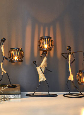 复古创意西餐桌艺术铁艺烛台工艺北欧浪漫家用个性吧台装饰摆件