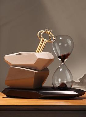 生日礼物沙漏几何笔筒解压桌面装饰品高级感办公室摆件毕业送老师