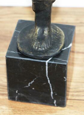 中式样板房客玄厅关茶几摆弹簧人铸铁意雕塑件博古2168创架书墙柜