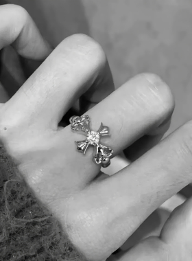 精工S925纯银轻奢十字架鸢尾花戒指女小众设计叠戴细款食指戒个性