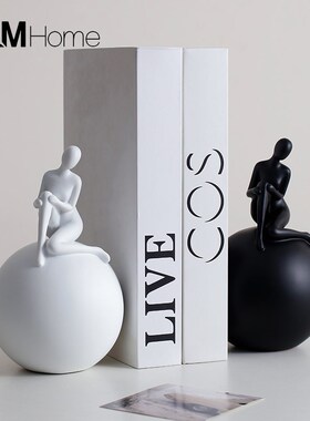 轻奢简约黑白抽象人物摆件u高级感小众家居酒柜电视柜酒店民宿装