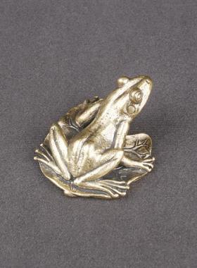 复古黄铜荷叶青蛙桌面摆件禅意文玩茶宠铜雕工艺品摆饰老铜器