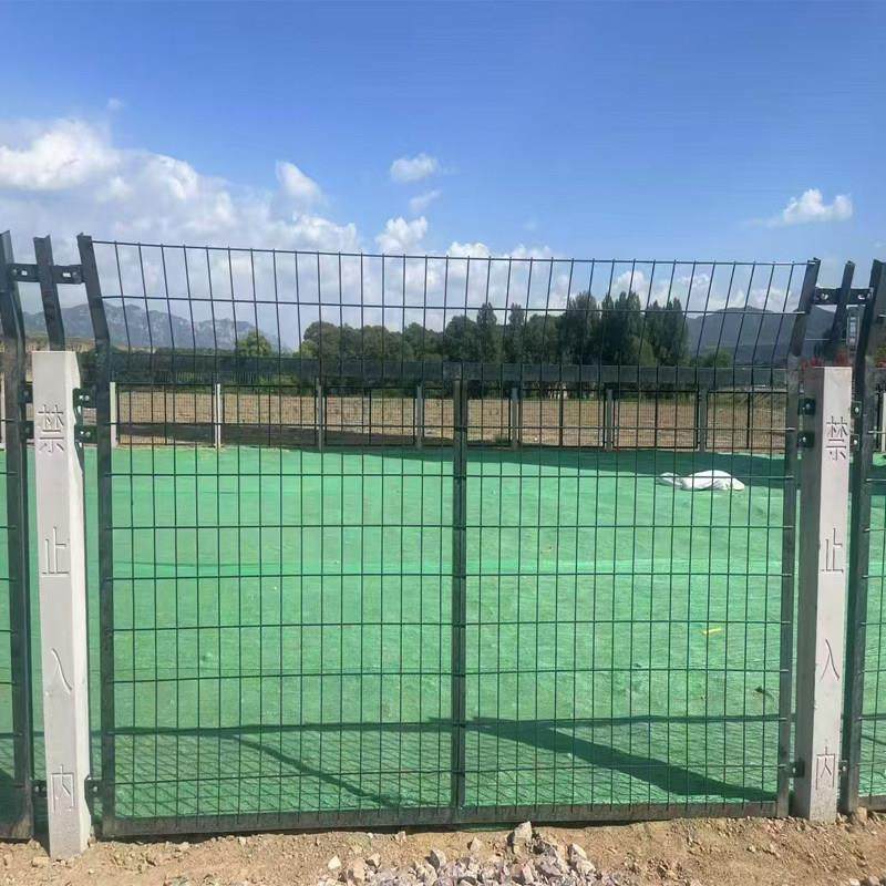 2023版铁路护栏网封闭网片高铁水泥立柱围栏框架隔离铁道防护栅栏,淘宝优惠券,粉丝福利购,淘宝优惠卷