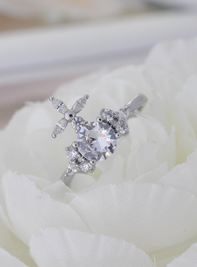 「十字锆石」西太后马眼石戒指