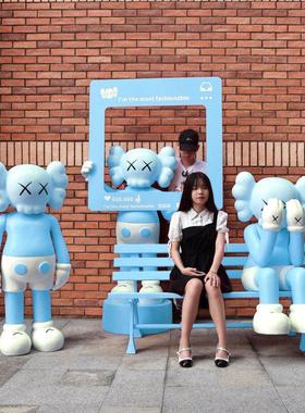 网红拍照打卡暴力熊芝麻街雕塑奶茶店门口商场潮玩装饰吸引人摆件