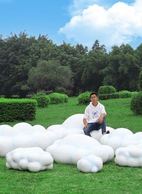 网红云朵秋千户外打卡拍照大摆件玻璃钢雕塑云朵草坪景观气球装饰