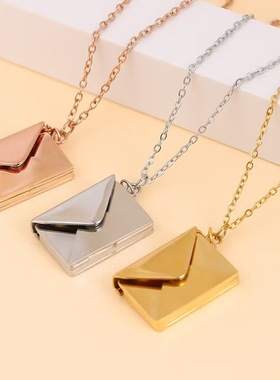 欧美跨境热卖信封打开情书刻字钛钢吊坠项链情侣节日创意设计礼物