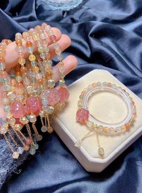 新款天然彩兔毛发晶草莓晶手串猫爪可爱小巧彩色水晶手链配饰