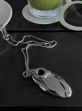 2024新款韩版潮流项链女式升级保色不惧汗水几何黄铜精抛光项链