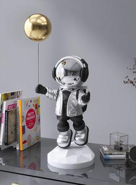 宇航员摆件现代客厅电视柜家居饰品玄关桌面太空人办公室乔迁礼品