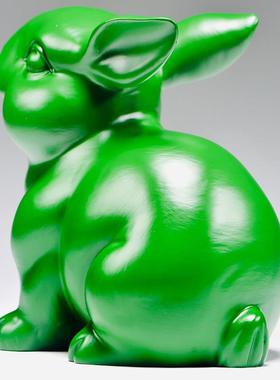 一对兔子摆件绿色木头雕刻生肖兔房屋缺角补角五行缺木属性工艺品