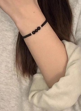 2023爆款玛瑙手链女朱砂红绳手链女夏编织闺蜜本命年红绳简约款