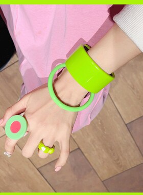 手镯手环饰品开口韩版简约个性森系时尚亚克力