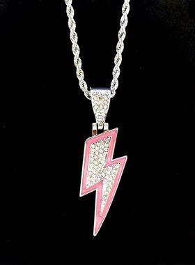 爱心项链素龙娃衣满钻学生鲍尔情侣帅气r1se短袖毛衣链长款夜光