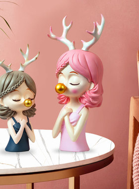 北欧轻奢女孩摆件创意客厅玄关电视柜酒柜装饰品家居乔迁新居礼品