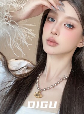 嘀咕家 铜合金仿珍珠项链 复古土星吊坠珍珠项链气质锁骨链颈链