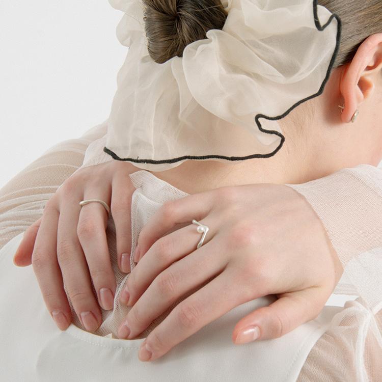 LOOM流动山谷造型戒指S925银天然淡水珍珠小众轻奢波浪戒指女 - 图0