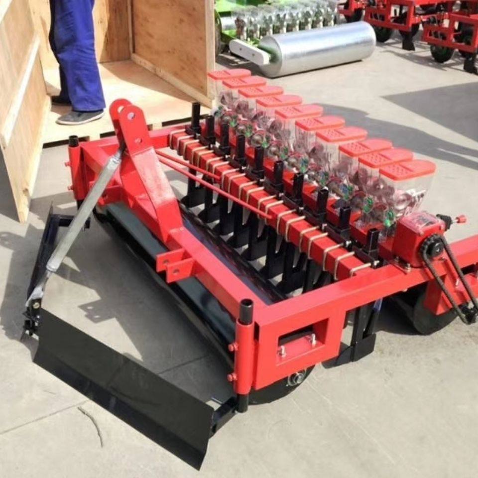 四轮拖拉机带的播种机蔬菜谷子高粱油菜多功能精播免间苗播种镂厂,淘宝优惠券,粉丝福利购,淘宝优惠卷